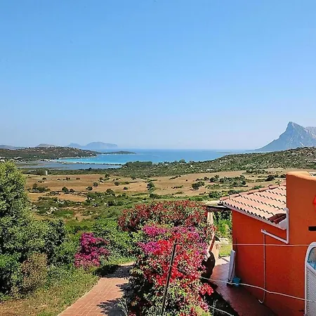 Lu Nibareddu, Loiri Appartement Monte Petrosu