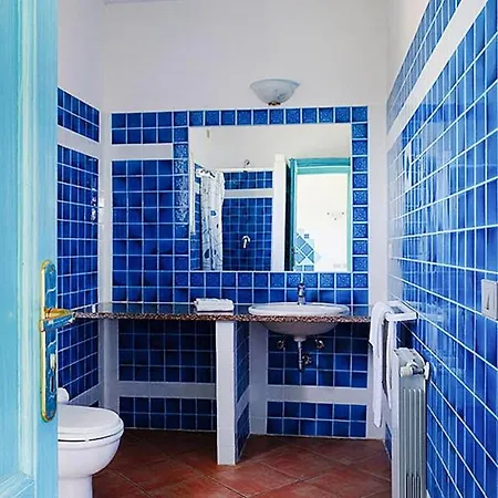 Lu Nibareddu, Loiri Appartement *