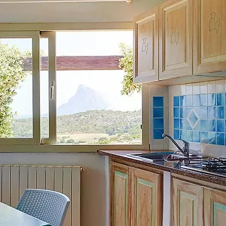 Lu Nibareddu, Loiri Appartement Monte Petrosu